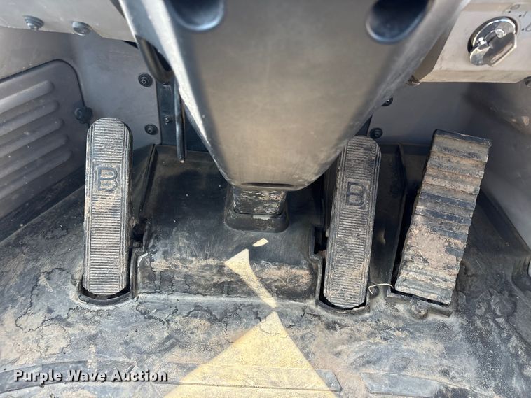 image for item YA3592 2019 Komatsu WA270 wheel loader