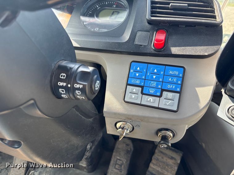 image for item YA3592 2019 Komatsu WA270 wheel loader