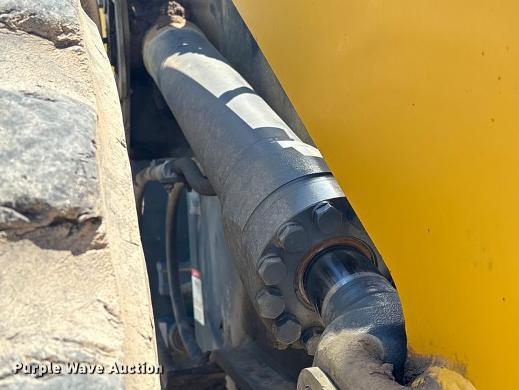 image for item YA3593 2020 Komatsu WA270-8 wheel loader