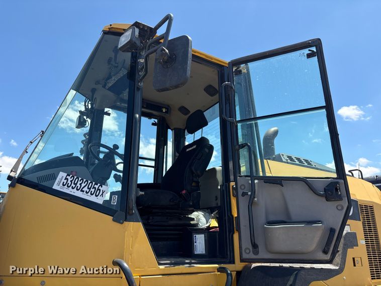 image for item YA3593 2020 Komatsu WA270-8 wheel loader