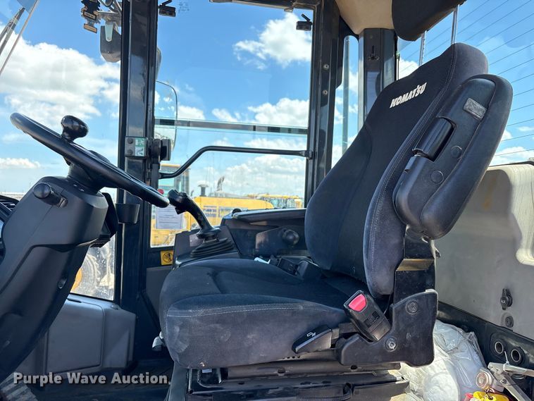 image for item YA3593 2020 Komatsu WA270-8 wheel loader
