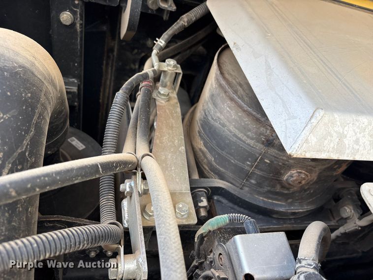 image for item YA3593 2020 Komatsu WA270-8 wheel loader