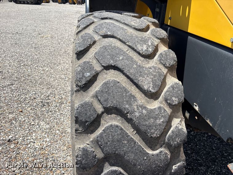 image for item YA3593 2020 Komatsu WA270-8 wheel loader