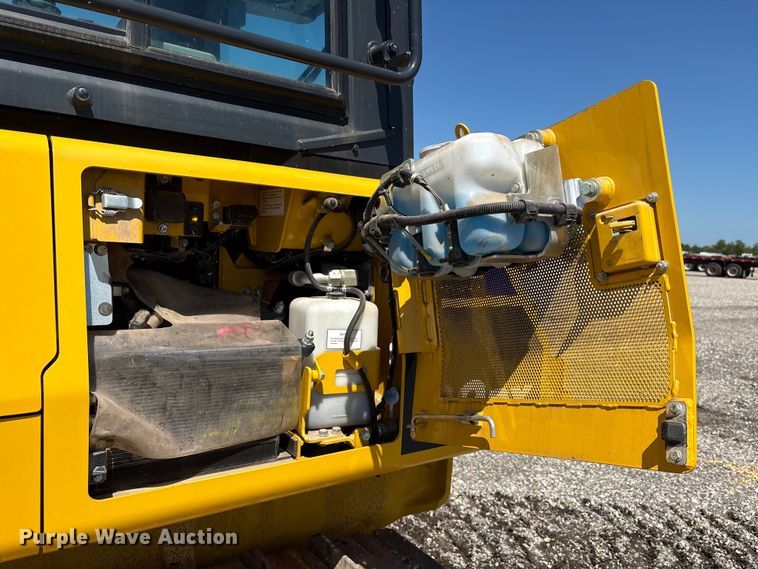 image for item YA3594 2024 Komatsu D39PX dozer