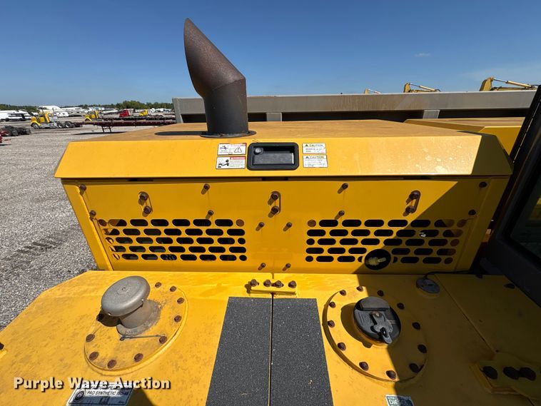 image for item YA3595 2020 Terramac RT14R track carrier