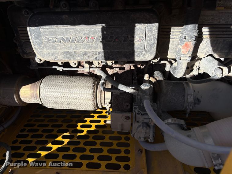 image for item YA3595 2020 Terramac RT14R track carrier