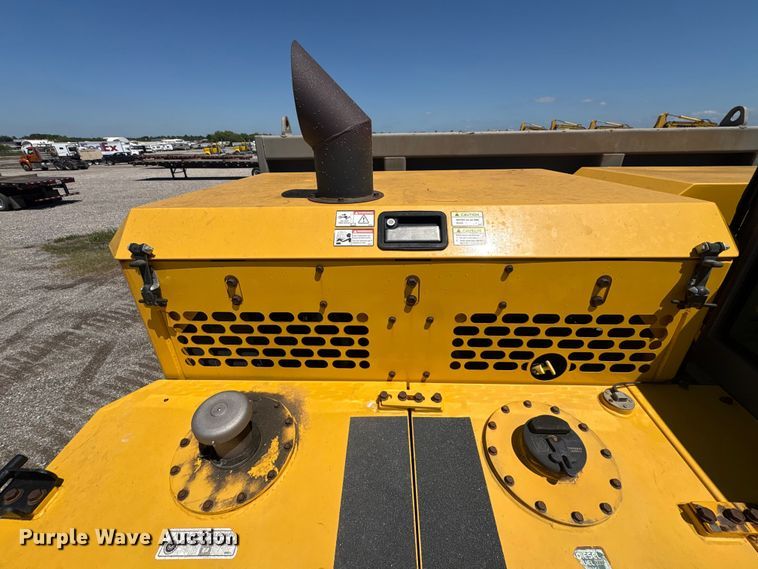 image for item YA3596 2020 Terramac RT14R track carrier
