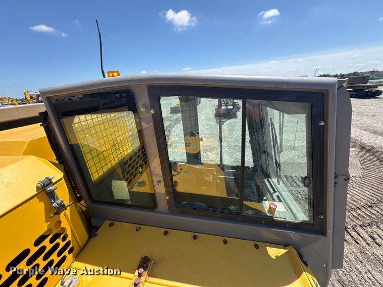 image for item YA3596 2020 Terramac RT14R track carrier