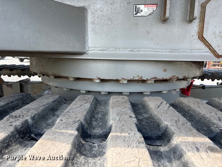 image for item YA3597 2020 Terramac RT14R track carrier