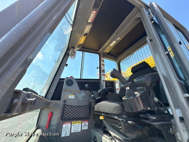 image for item YA3597 2020 Terramac RT14R track carrier