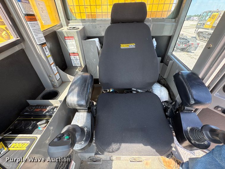 image for item YA3597 2020 Terramac RT14R track carrier
