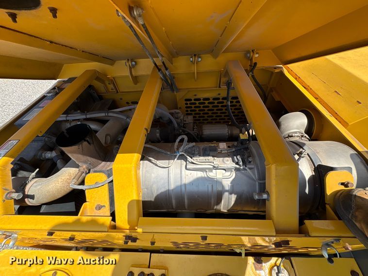 image for item YA3597 2020 Terramac RT14R track carrier