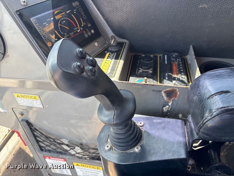 image for item YA3599 2019 Terramac RT14R track carrier