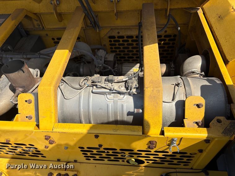image for item YA3599 2019 Terramac RT14R track carrier