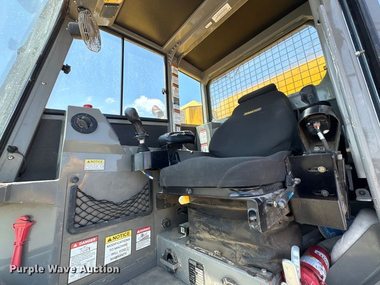 image for item YA3600 2019 Terramac RT14R track carrier