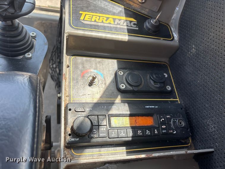 image for item YA3600 2019 Terramac RT14R track carrier