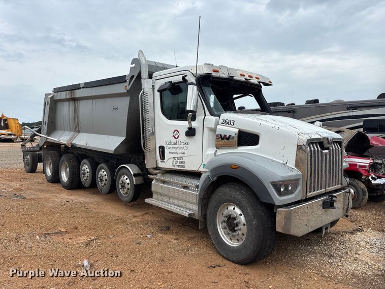 image for item YA3633 2026 Western Star 47X dump truck