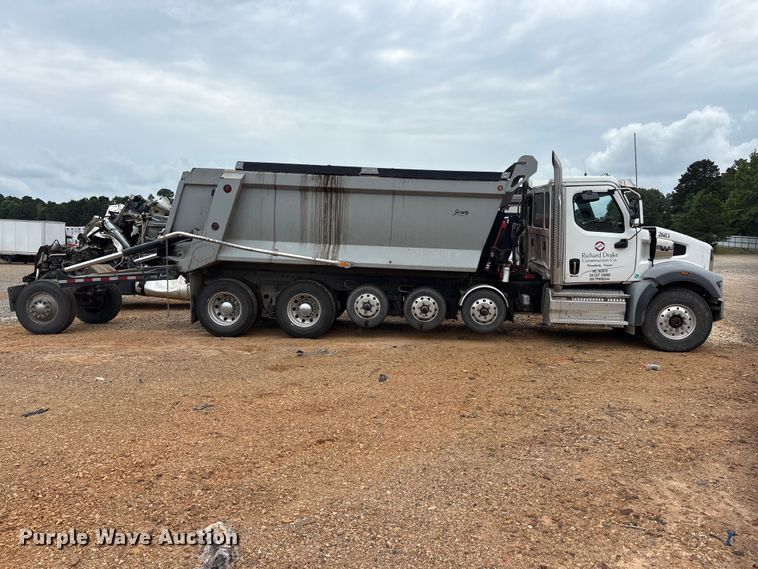image for item YA3633 2026 Western Star 47X dump truck