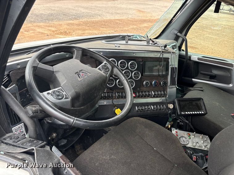 image for item YA3633 2026 Western Star 47X dump truck