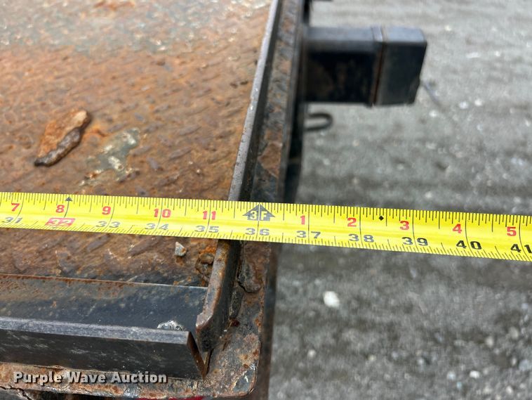 image for item YA3742 2007 International 4300 bucket truck