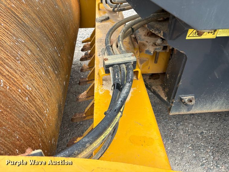 image for item YA3744 2021 XCMG CV123PDU single drum vibratory roller