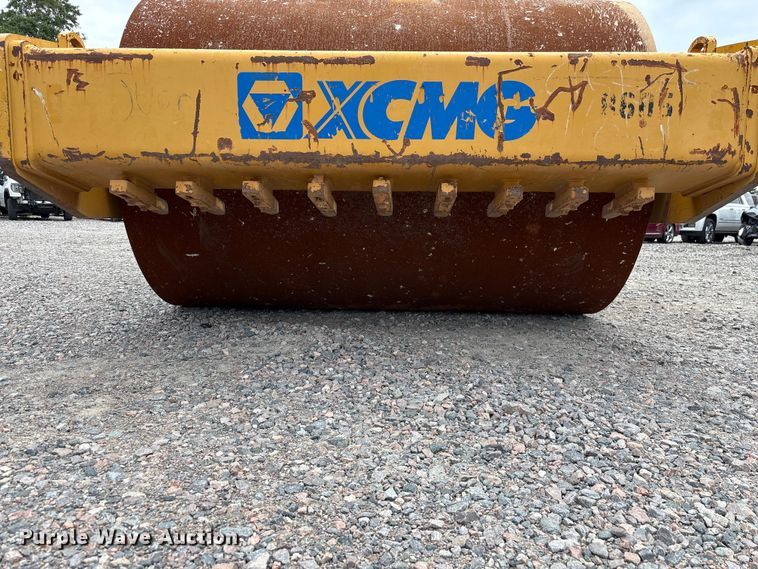 image for item YA3744 2021 XCMG CV123PDU single drum vibratory roller