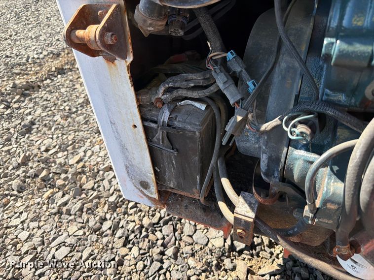 image for item YA3781 2011 Bobcat S185 skid steer loader