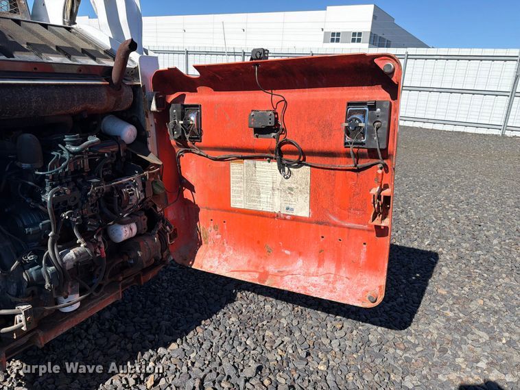 image for item YA3781 2011 Bobcat S185 skid steer loader