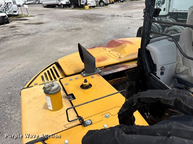 image for item YA3792 2020 John Deere 75G excavator