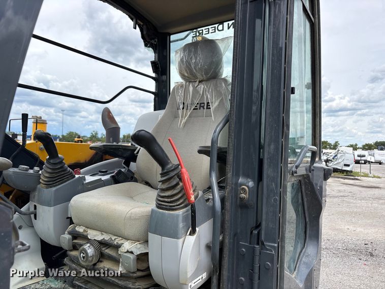 image for item YA3792 2020 John Deere 75G excavator