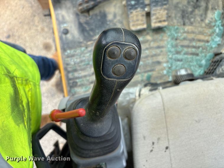 image for item YA3792 2020 John Deere 75G excavator