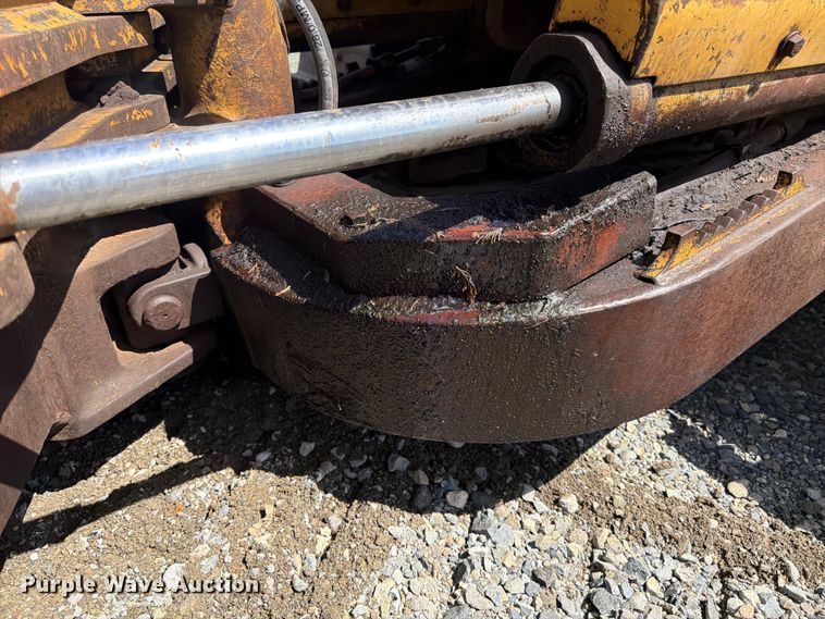 image for item YA3795 1993 Caterpillar D4H TSK skidder
