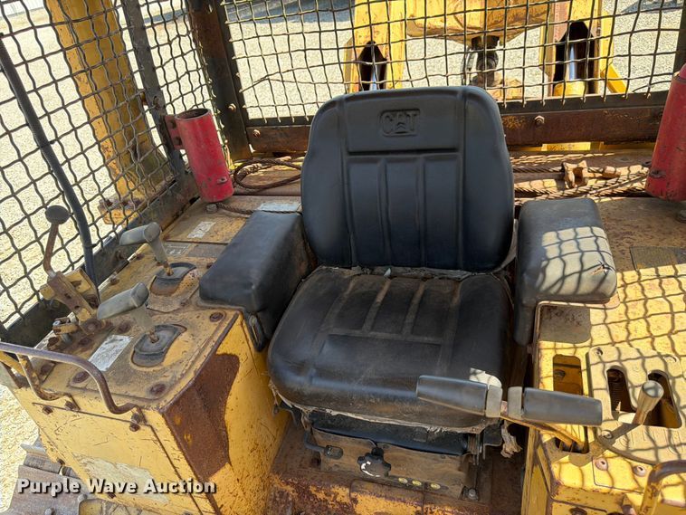 image for item YA3795 1993 Caterpillar D4H TSK skidder