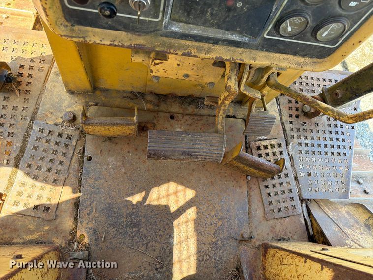 image for item YA3795 1993 Caterpillar D4H TSK skidder