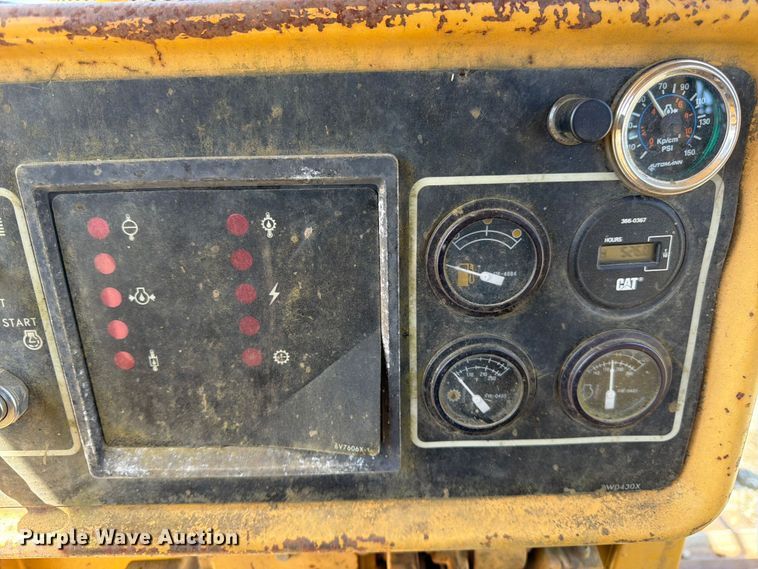 image for item YA3795 1993 Caterpillar D4H TSK skidder