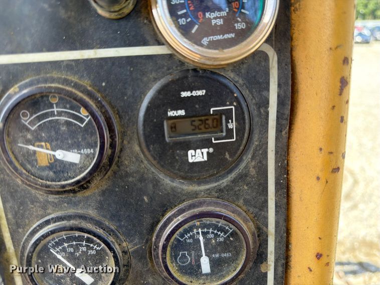 image for item YA3795 1993 Caterpillar D4H TSK skidder