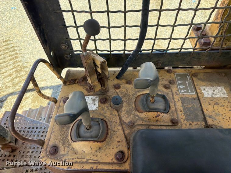 image for item YA3795 1993 Caterpillar D4H TSK skidder