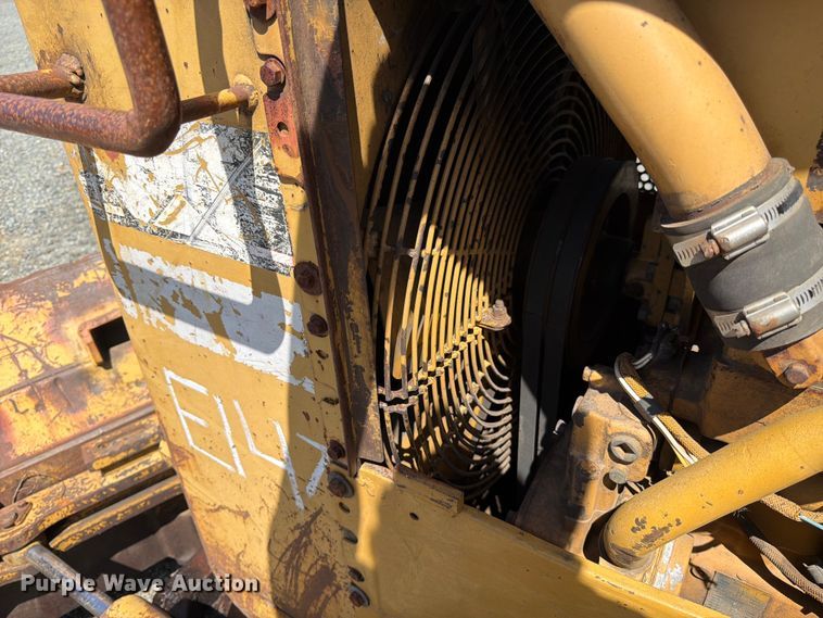 image for item YA3795 1993 Caterpillar D4H TSK skidder