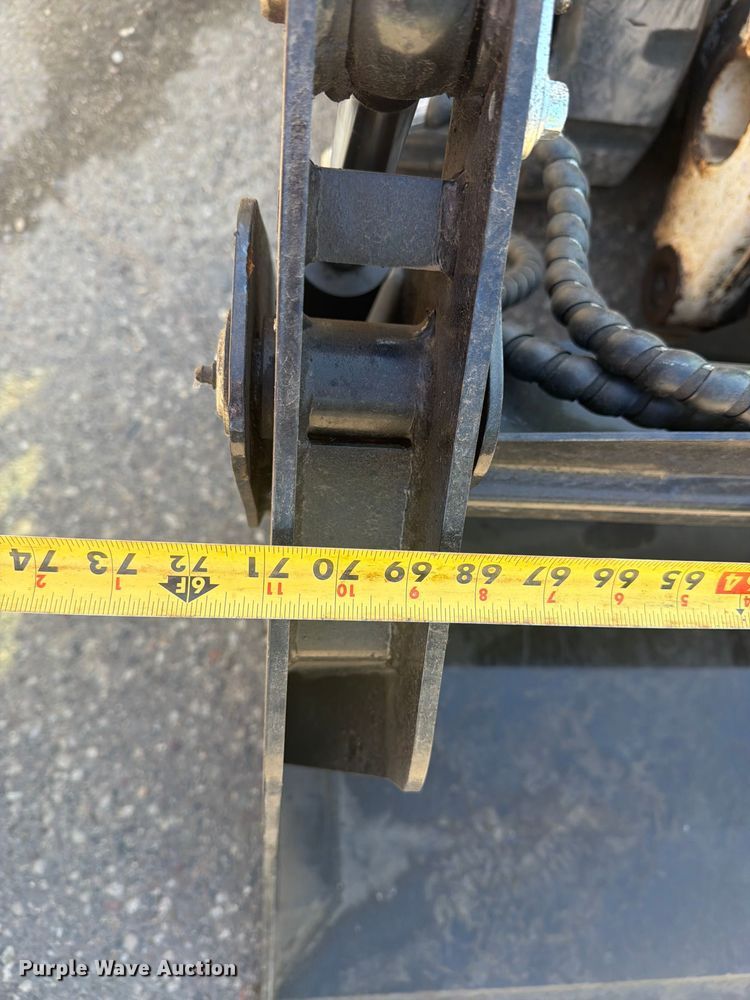 image for item YA3808 2022 Bobcat T62 tracked skid steer loader