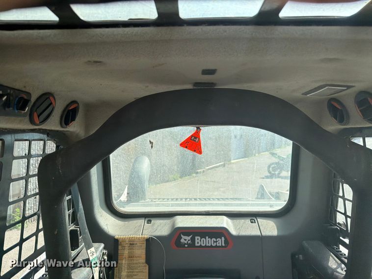image for item YA3808 2022 Bobcat T62 tracked skid steer loader