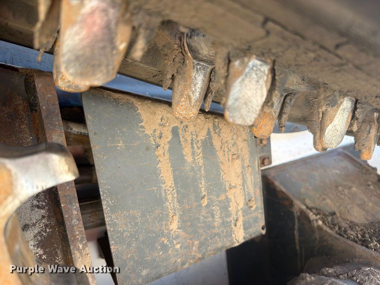 image for item YA3808 2022 Bobcat T62 tracked skid steer loader