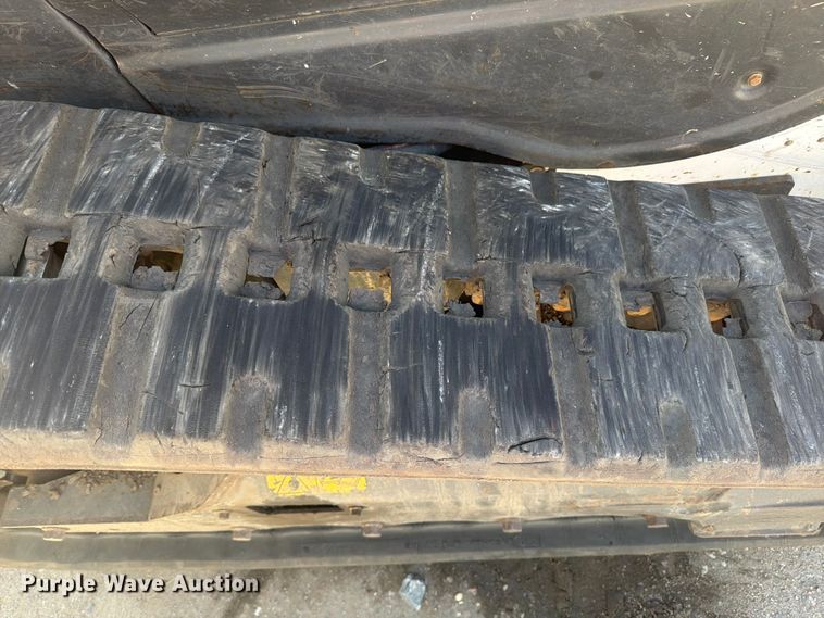 image for item YA3808 2022 Bobcat T62 tracked skid steer loader