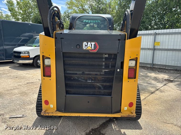 image for item YA3834 2023 Caterpillar 289D3 tracked skid steer loader