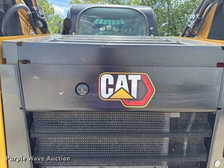 image for item YA3834 2023 Caterpillar 289D3 tracked skid steer loader