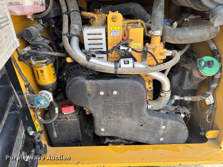 image for item YA3834 2023 Caterpillar 289D3 tracked skid steer loader