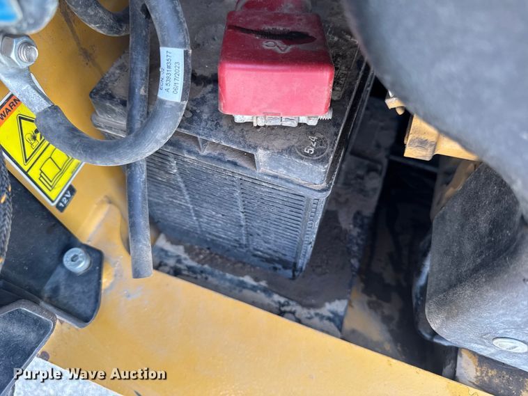 image for item YA3834 2023 Caterpillar 289D3 tracked skid steer loader