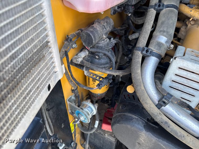 image for item YA3834 2023 Caterpillar 289D3 tracked skid steer loader