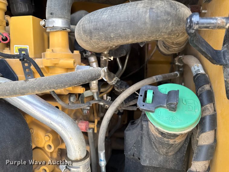 image for item YA3834 2023 Caterpillar 289D3 tracked skid steer loader