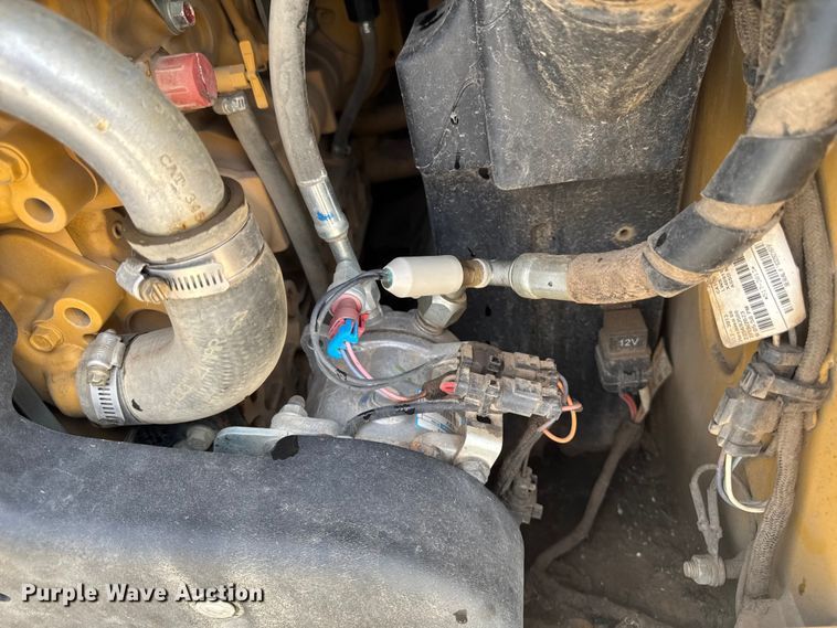image for item YA3834 2023 Caterpillar 289D3 tracked skid steer loader