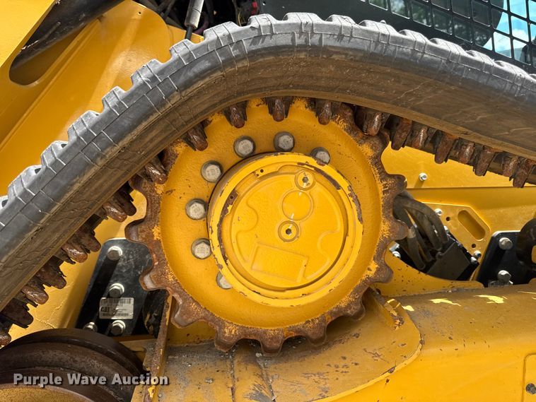 image for item YA3834 2023 Caterpillar 289D3 tracked skid steer loader
